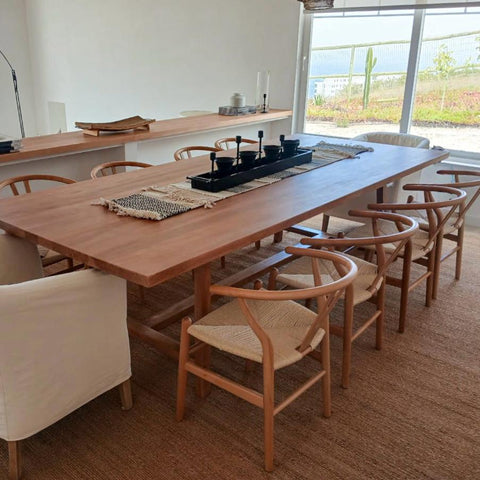 Mesa de Comedor Ari Patas Madera  + Sillas Wishbone o Crossback